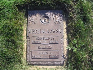 Burial Marker for Kostanty and Helen Niedzialkowski