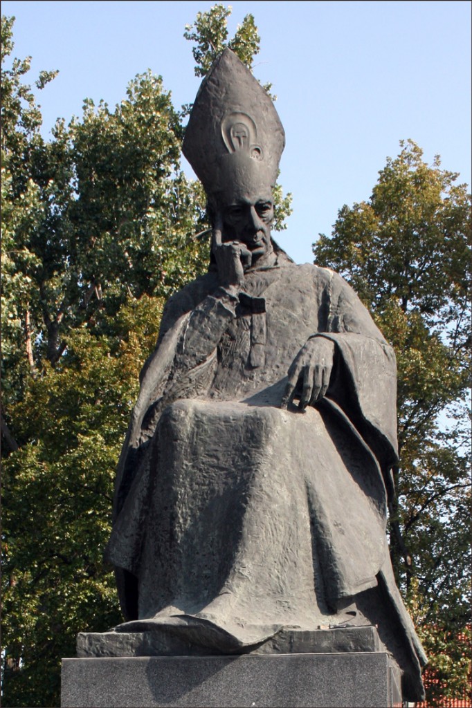 Monument to Stefan Cardinal Wyszyzski