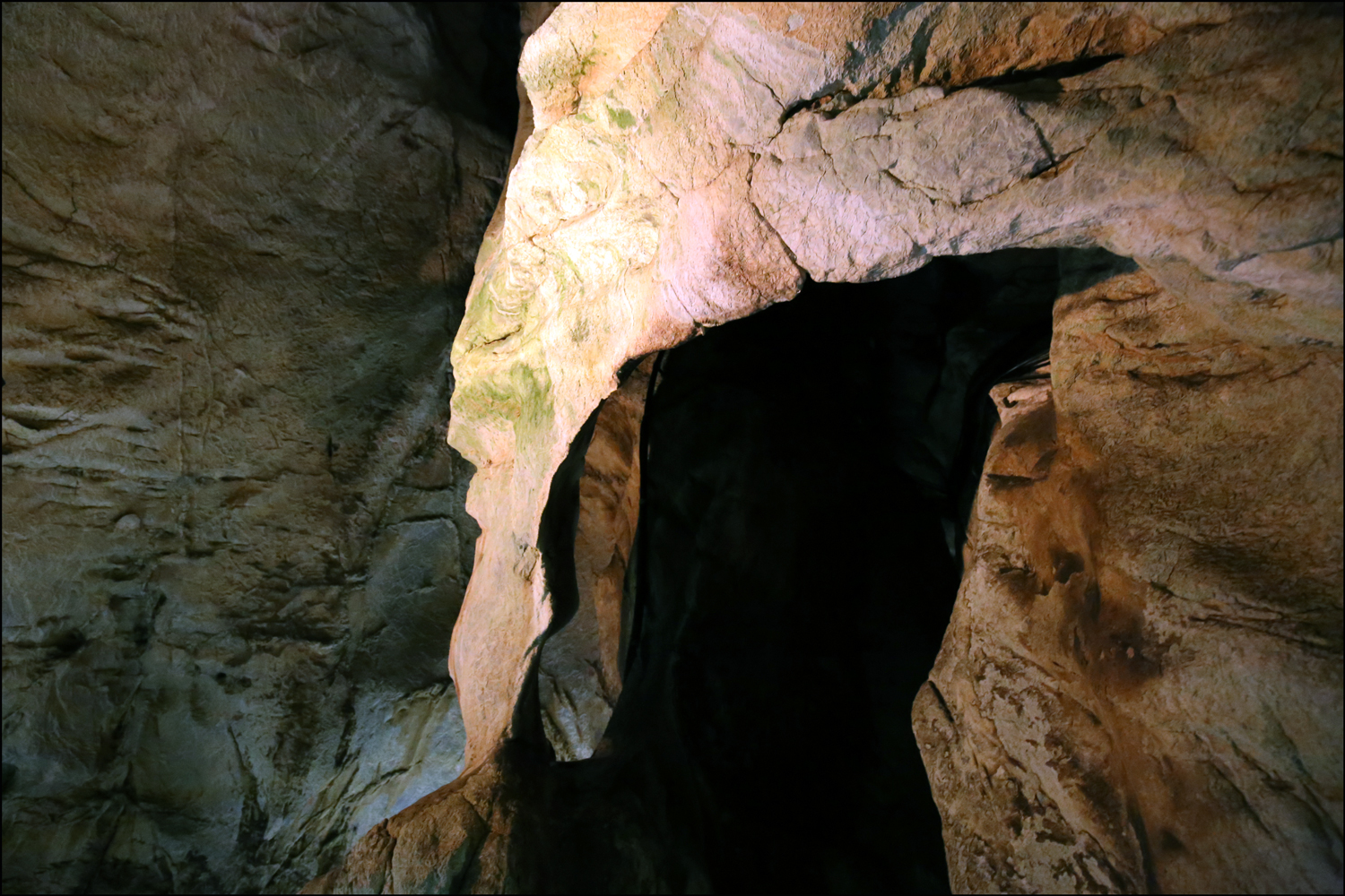 Inside Ryugado Cave - 3